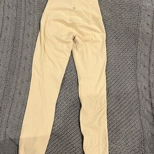 Lululemon leggings!